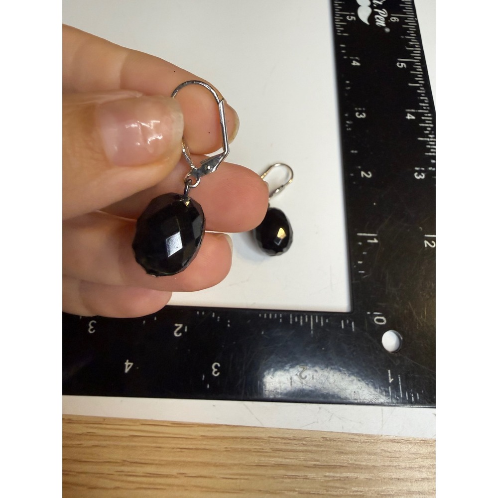 Black Faceted Glass Bead Drop Earrings Silver Tone Leverback Oval Dangle